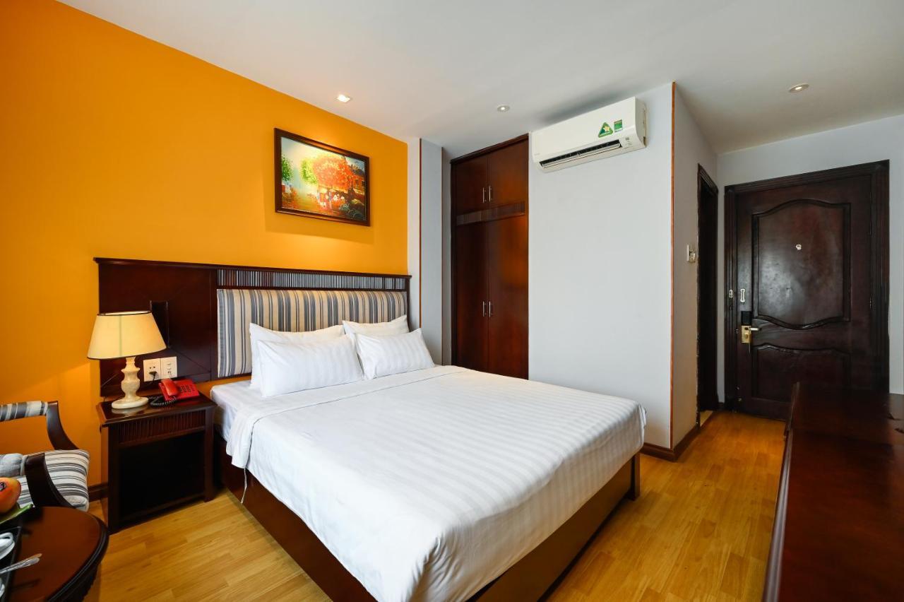 Cherry Central Hotel- Near Opera House Ho Chi Minh City Exterior photo