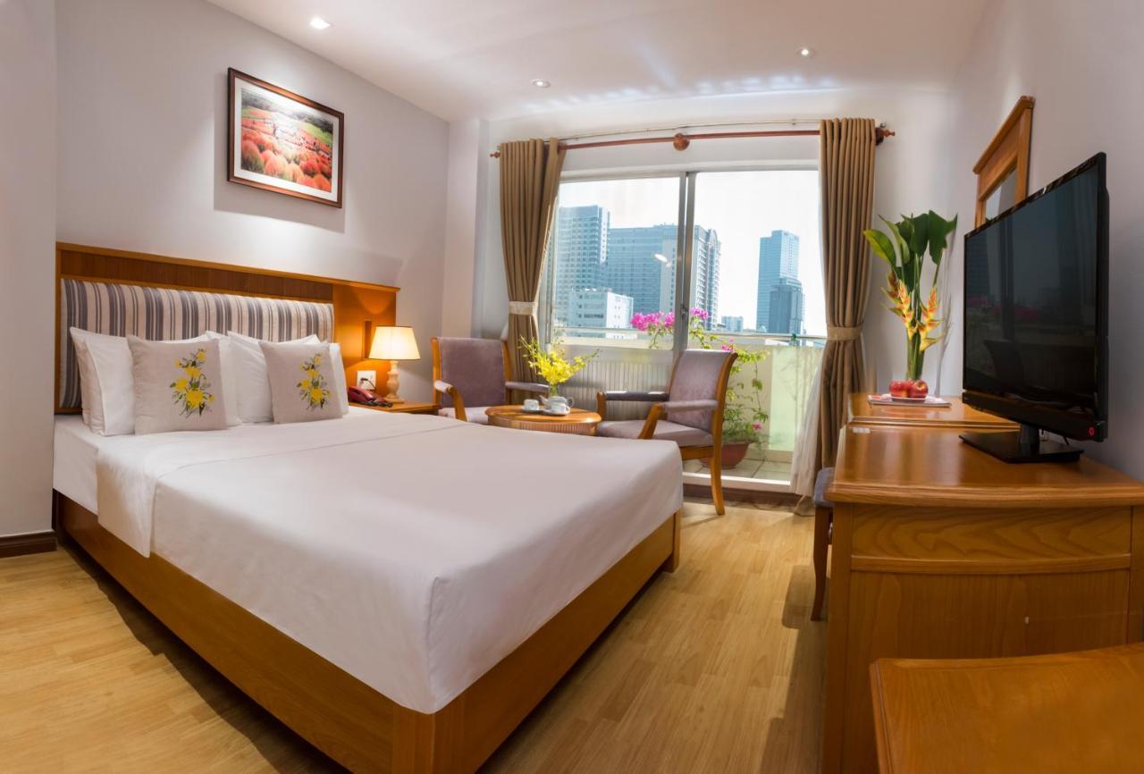Cherry Central Hotel- Near Opera House Ho Chi Minh City Exterior photo